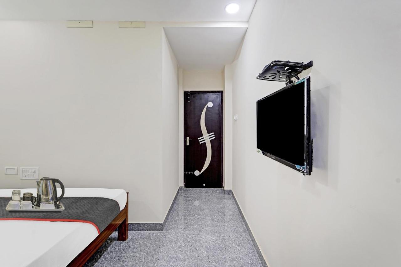 Super Townhouse 1096 Hotel Redfox Nungambakkam Near Apollo & Shankar Nethralaya Hospital Chennai Exterior photo